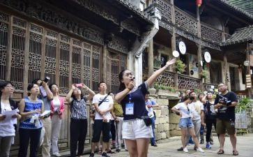 导游上半年工作总结5篇