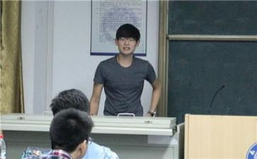 竞选大学班长演讲稿参考7篇