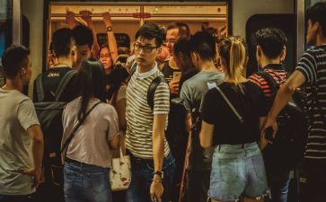 防止拥挤踩踏安全教案5篇