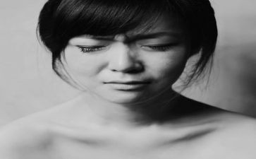她流泪了作文优秀8篇