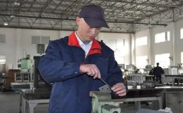 钳工的总结报告6篇